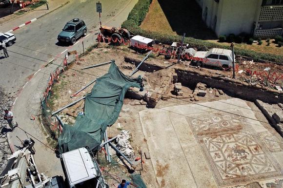 Image: Crane view of the site